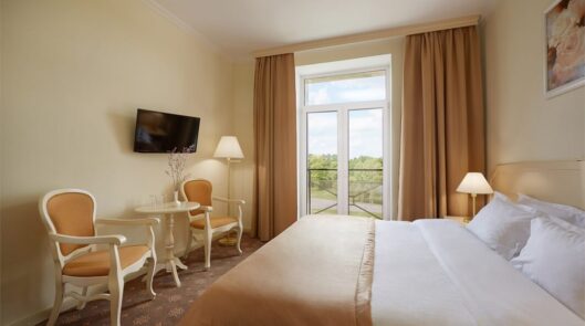 Семейный фэмили